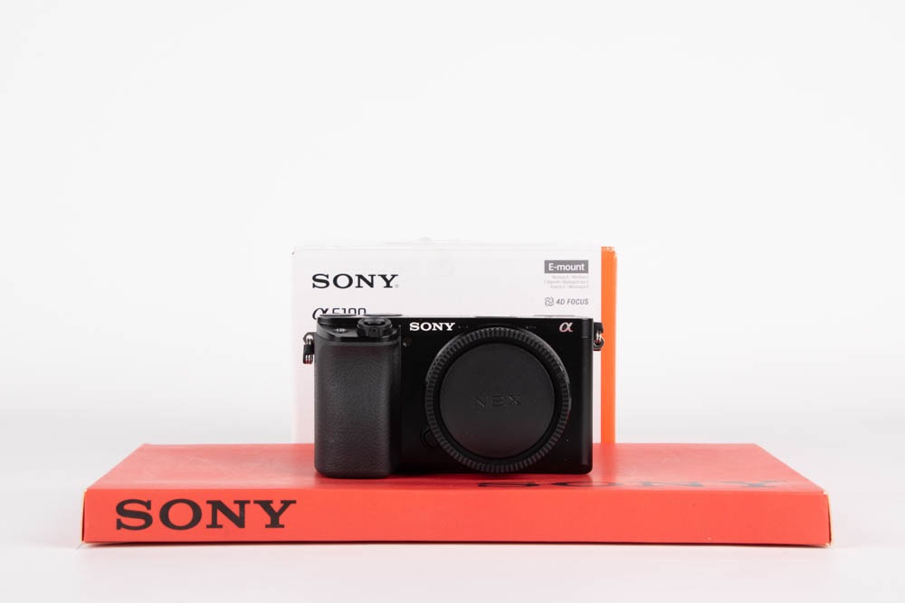 Sony A6100