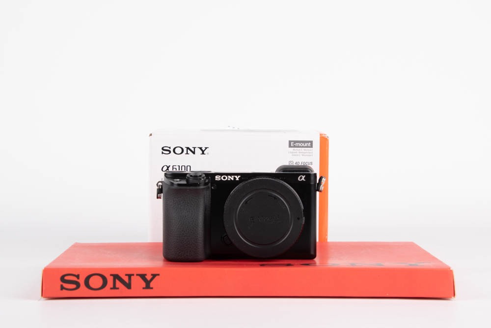 Sony A6100