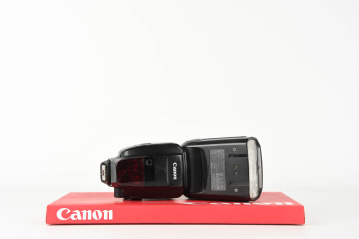 Flash Canon Speedlite 600 EX RT main product photo