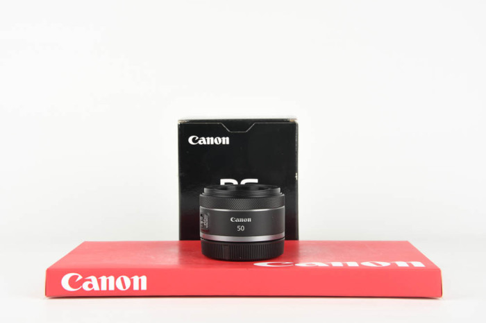 Canon RF 50mm f1.8 STM main product photo