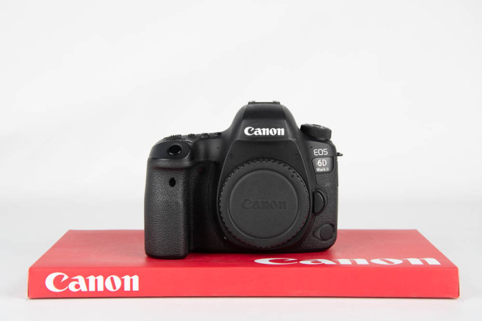 Canon 6D Mark II main product photo