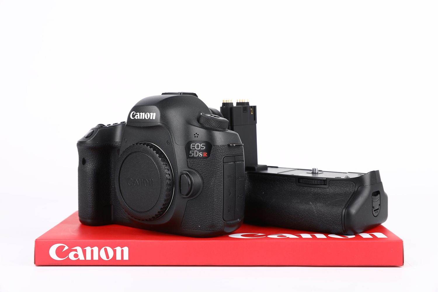 Canon 5Ds R + Battery  Grip