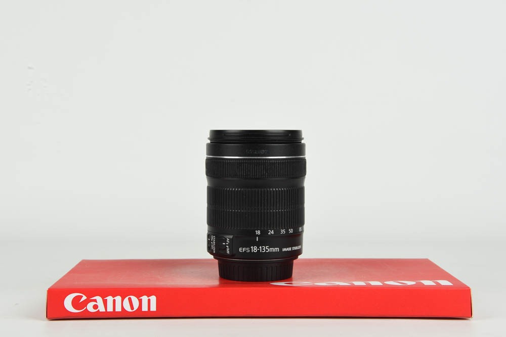 Canon 18-135mm f3.5-5.6 IS STM