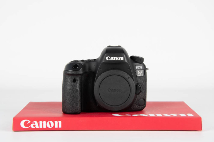 Canon 6D Mark II main product photo