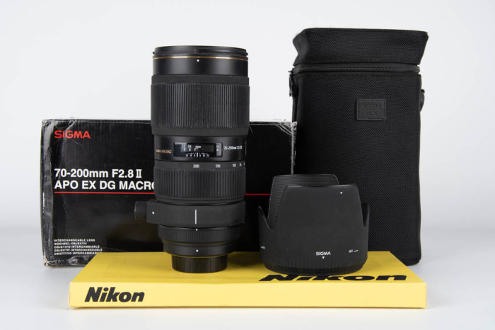 Sigma 70-200mm F2.8 APO EX DG HSM II Nikon main product photo