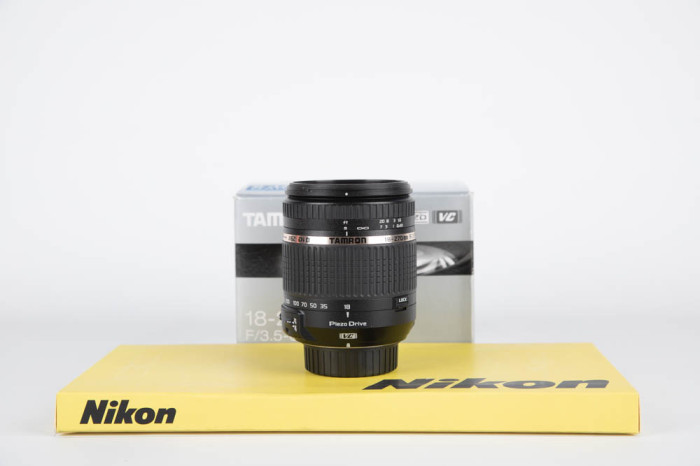 Tamron 18-270mm f3.5-6.3 VC PZD Di II Nikon main product photo
