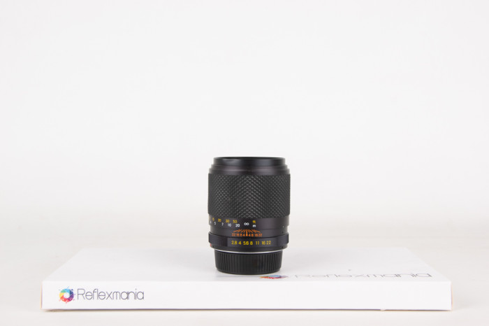 Yashica 135mm f2.8 DSB main product photo