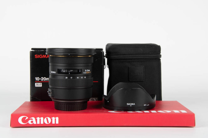 Sigma 10-20mm f 3.5 EX DC HSM Canon main product photo