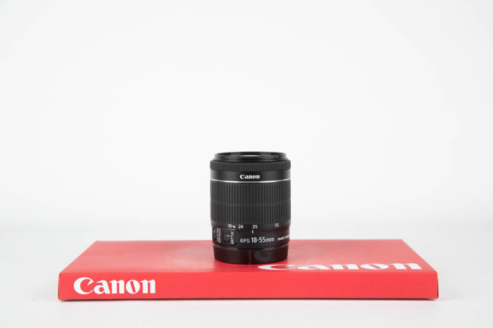 Canon 18-55mm 3.5-5.6 IS STM main product photo