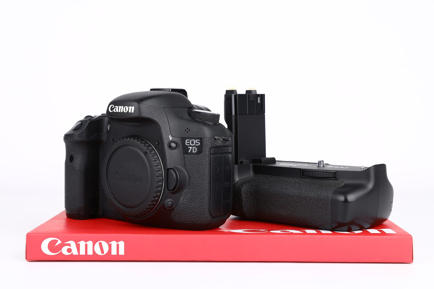 Canon 7D + Battery Grip Canon BG-E7