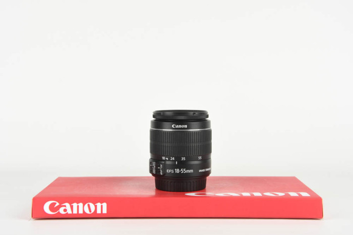 Canon 18-55mm f3.5-5.6 IS II main product photo