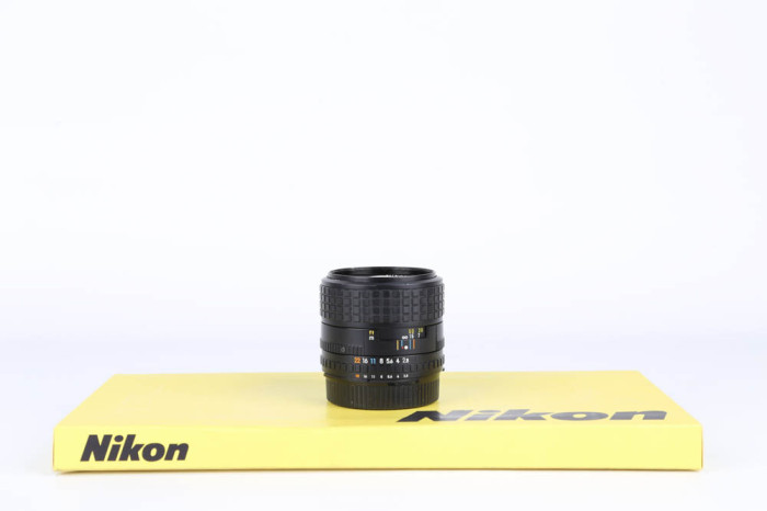 Nikon 100mm F2.8 E main product photo
