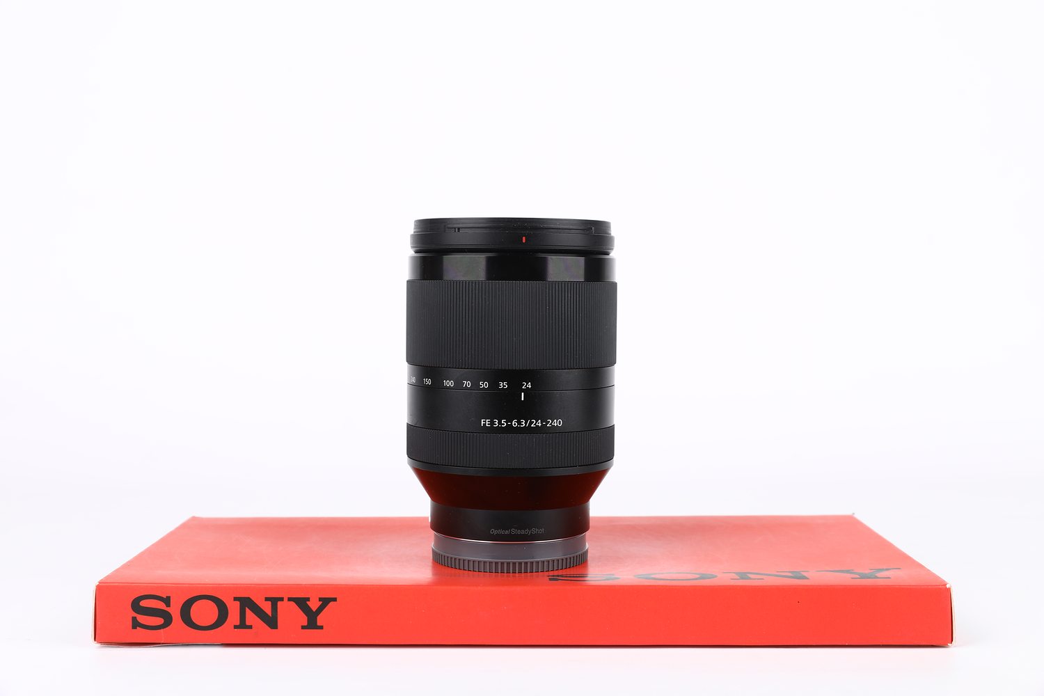 Sony 24-240mm F3.5-6.3 OSS FE