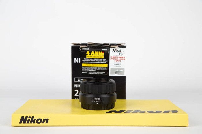 Nikon Z DX 24mm f1.7 main product photo