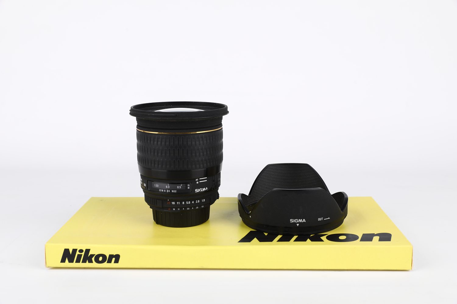 Sigma 20mm f1.8 EX DG Aspherical Nikon