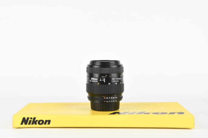 Nikon 28-70mm F3.5-4.5 AF main product photo