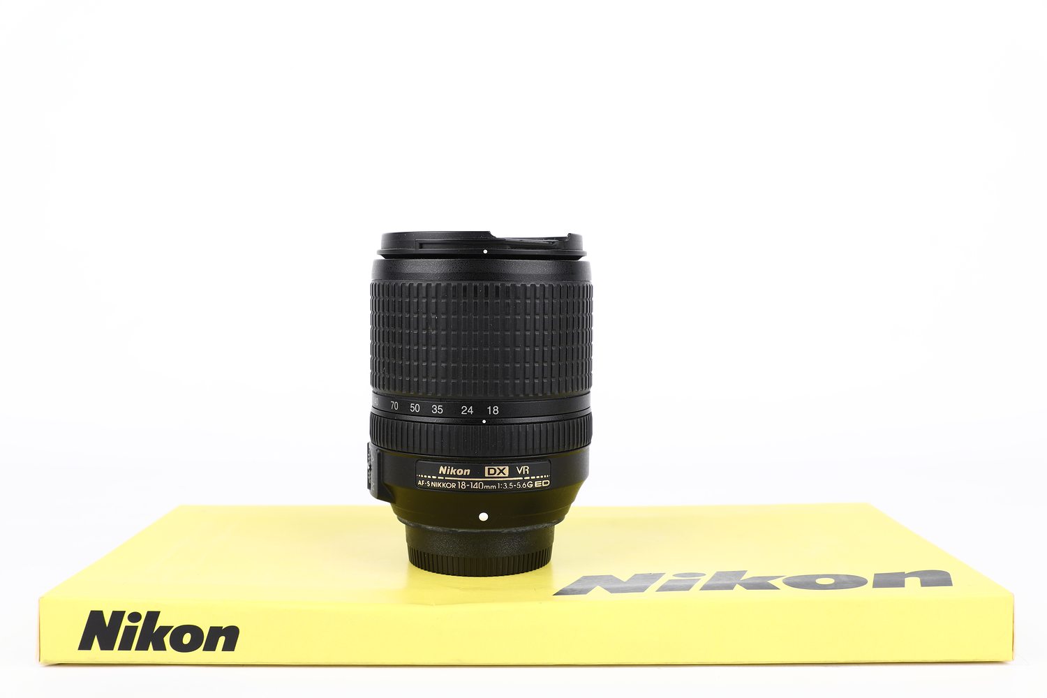Nikon 18-140mm f3.5-5.6 G ED VR