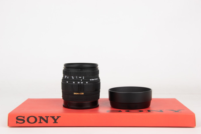 Sigma 18-50mm f3.5-5.6 DC SONY A main product photo