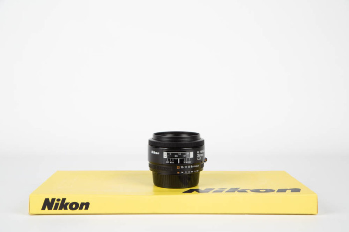 Nikon 28mm f2.8 AF main product photo