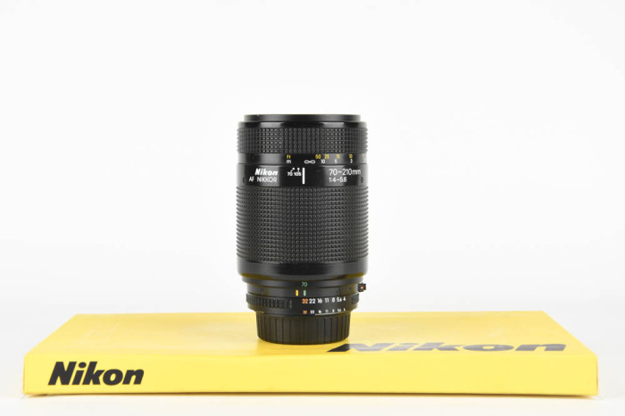 Nikon 70-210mm f4-5.6 AF main product photo