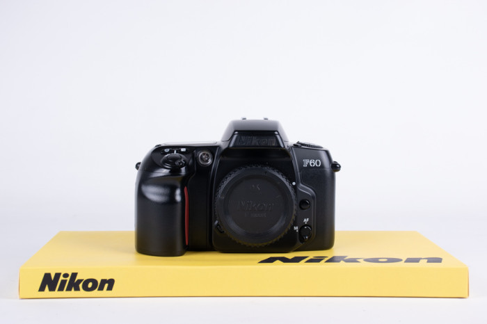 Nikon F60 main product photo