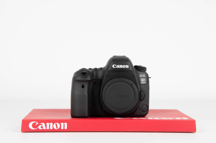Canon 6D Mark II main product photo