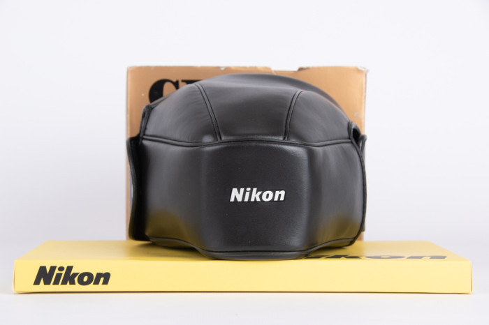 Borsa Nikon in pelle CF-51 main product photo