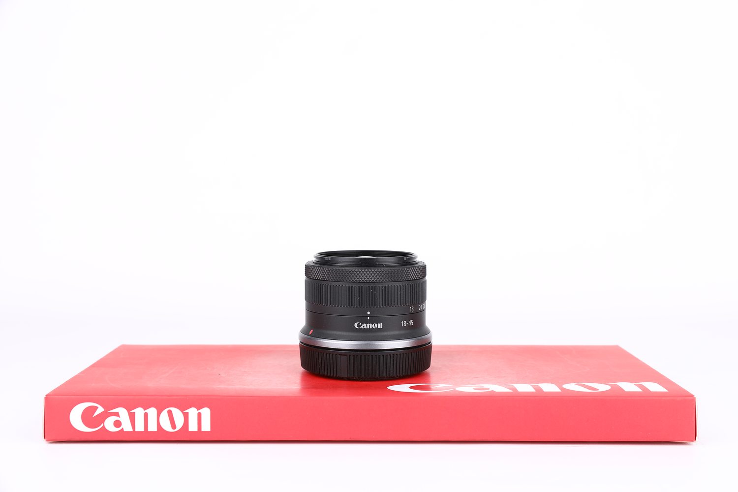 Canon RF-S 18-45mm f4.5-6.3 IS STM