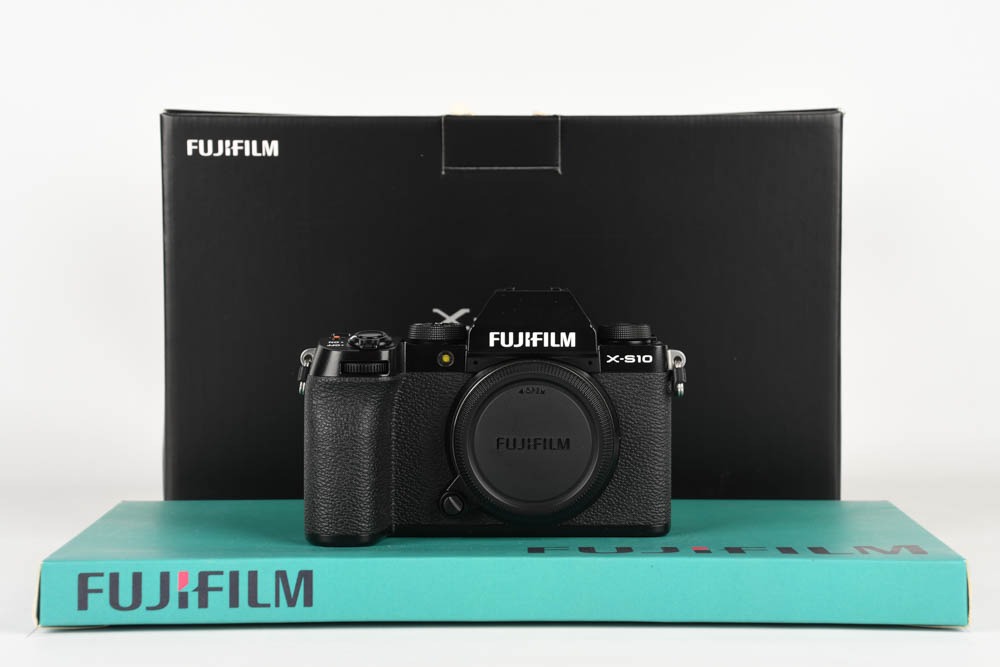 Fujifilm X-S10
