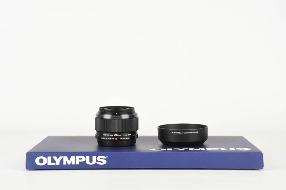 Olympus OM System 25mm f1.8 II