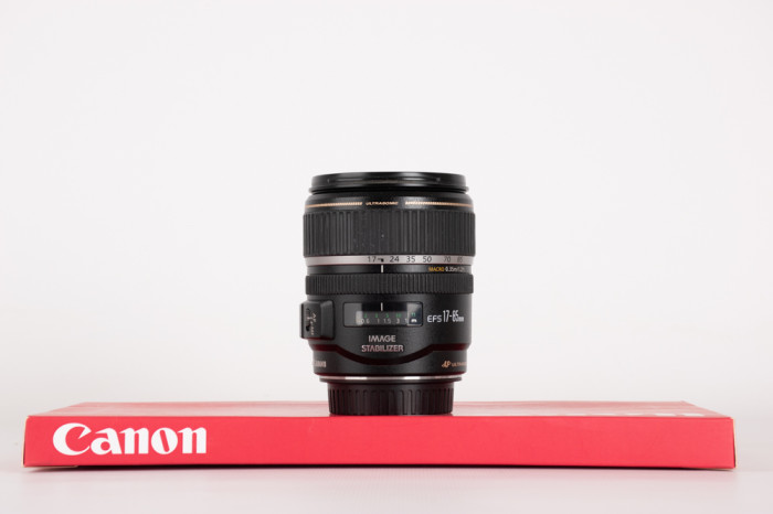 Canon 17-85mm f4-5.6 IS USM main product photo