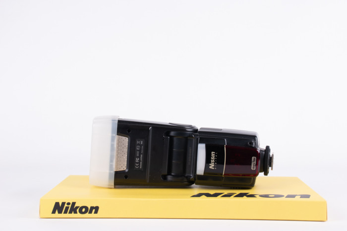 Flash Nissin MG8000 Nikon main product photo