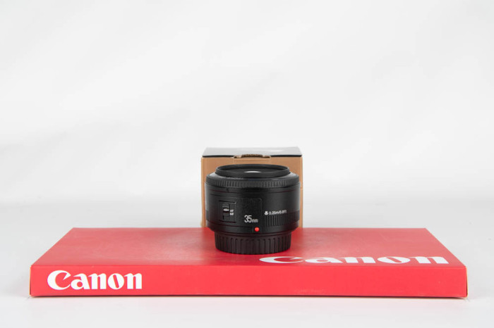 Yongnuo 35mm f2 Canon main product photo