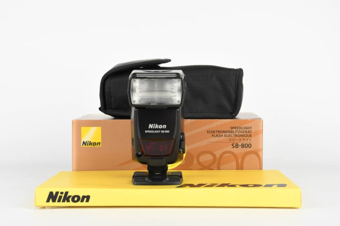 Flash Nikon speedlight SB-800 main product photo