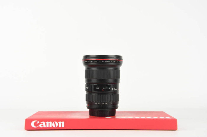 Canon 16-35mm f2.8 L USM II main product photo