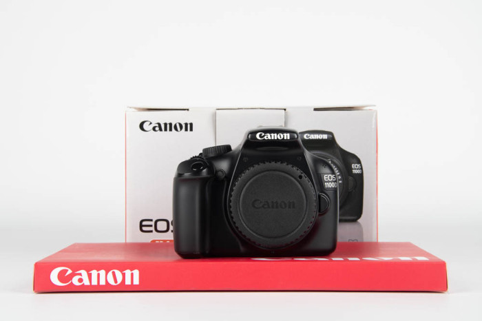 Canon 1100D main product photo