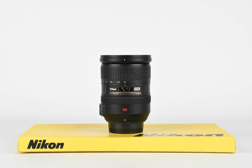 Nikon 18-200mm f3.5-5.6 DX G ED VR