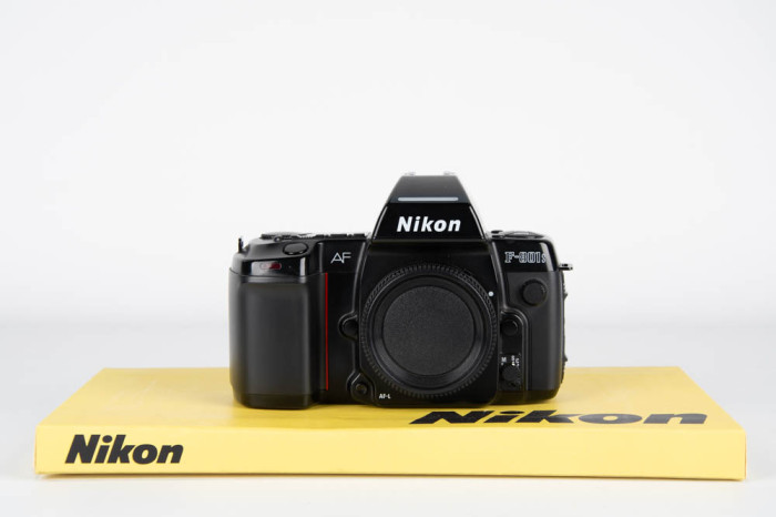 Nikon F801s main product photo