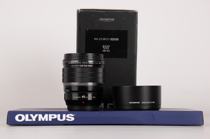 Olympus 45mm 1.2 Pro M.Zuiko ED main product photo