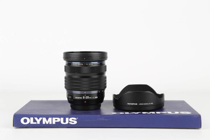 Olympus 8-25mm f4 PRO M.Zuiko Digital ED main product photo