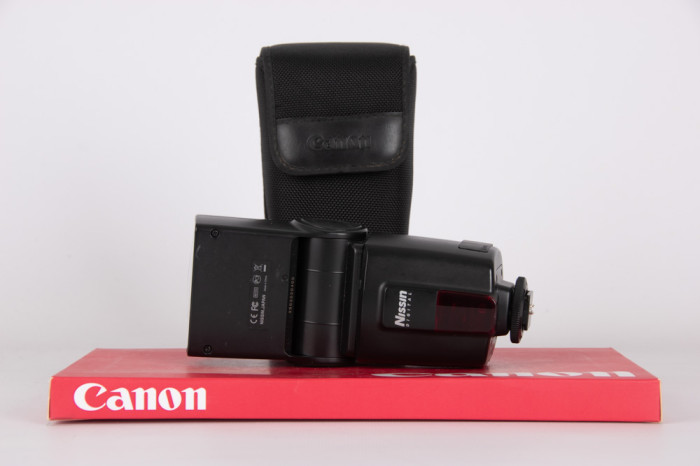 Flash Nissin Di600 Canon main product photo