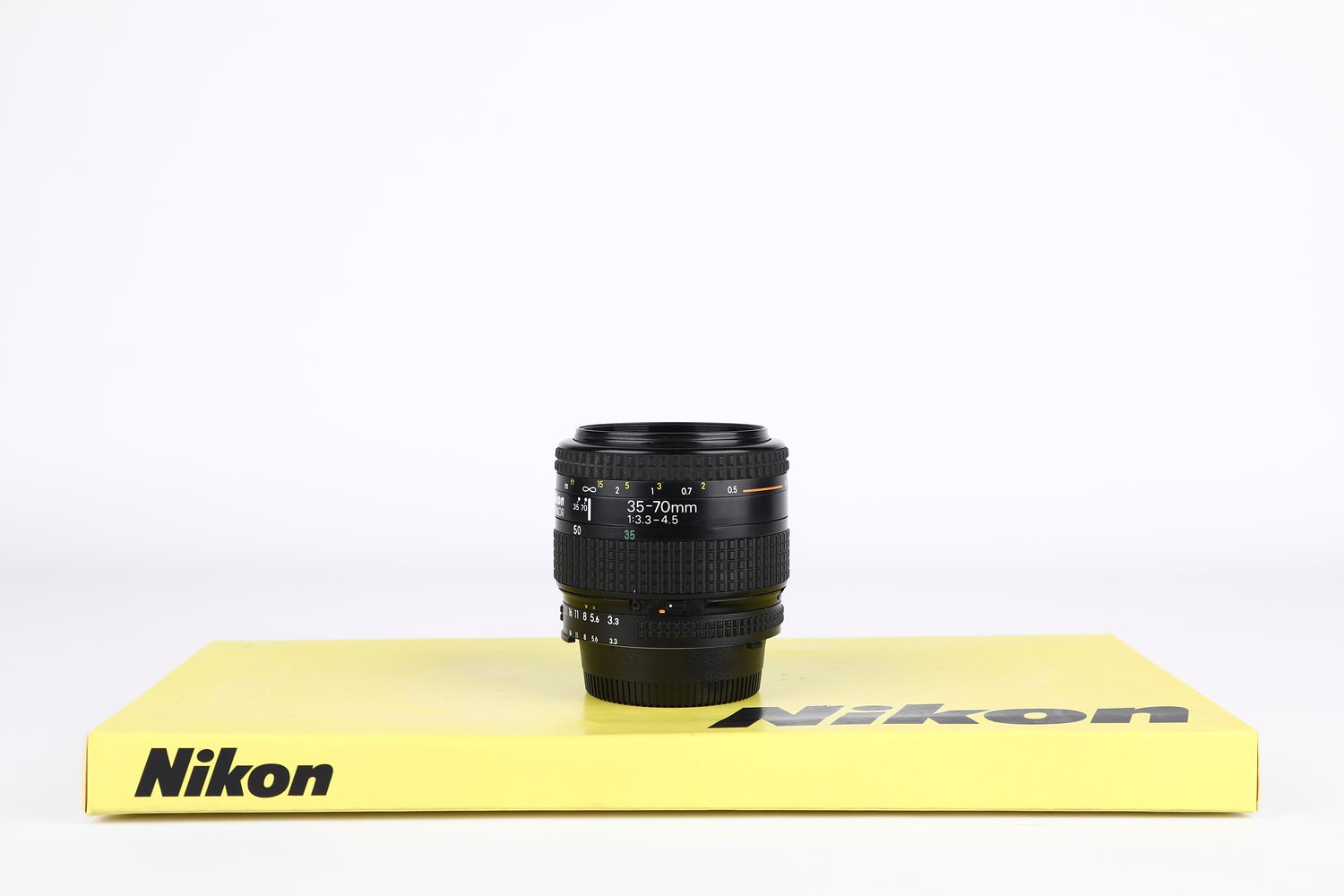 Nikon 35-70mm f3.3-4.5 AF