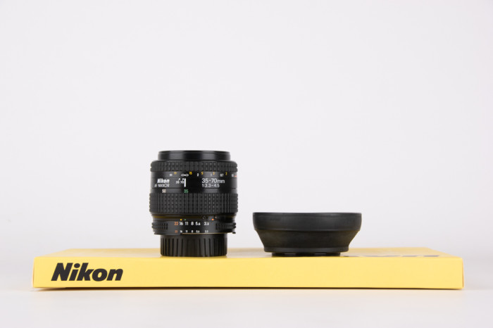 Nikon 35-70mm f3.3-4.5 AF main product photo