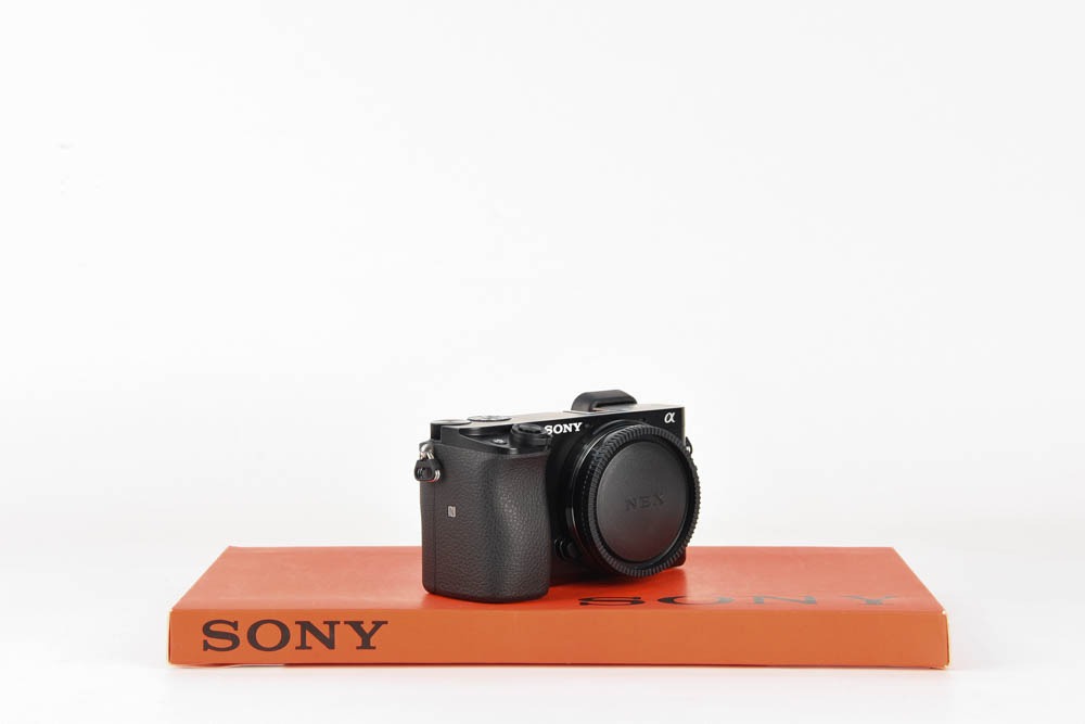 Sony A6100