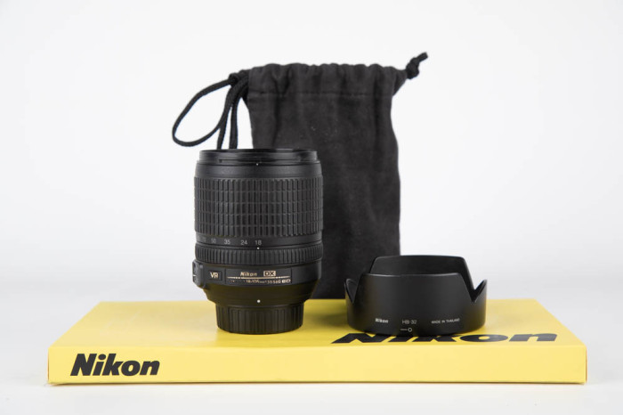 Nikon 18-105mm f3.5-5.6 G ED VR main product photo