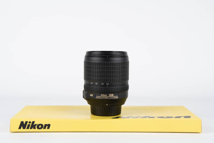 Nikon 18-105mm f3.5-5.6 G ED VR main product photo