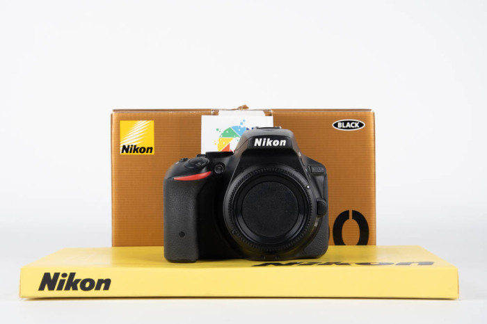 Nikon D5500 main product photo