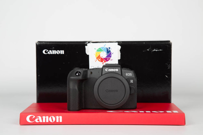 Canon EOS RP main product photo