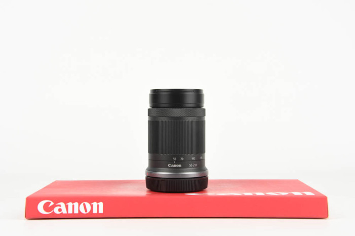 Canon RF-S 55-210mm f5-7.1 IS STM main product photo