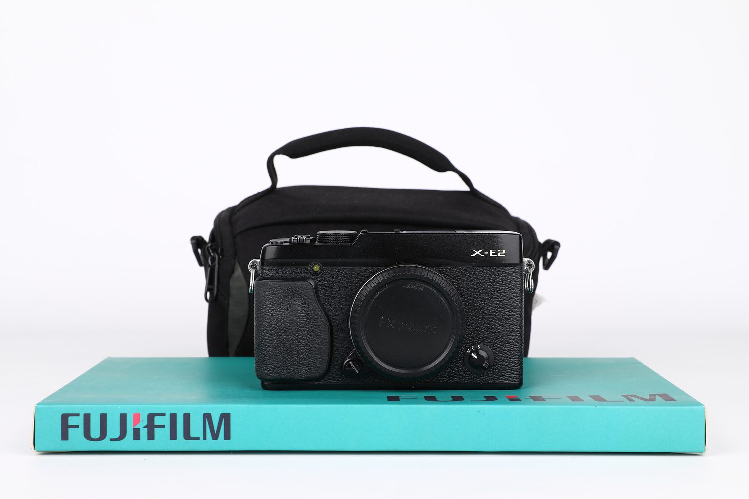 Fujifilm X-E2 + borsa
